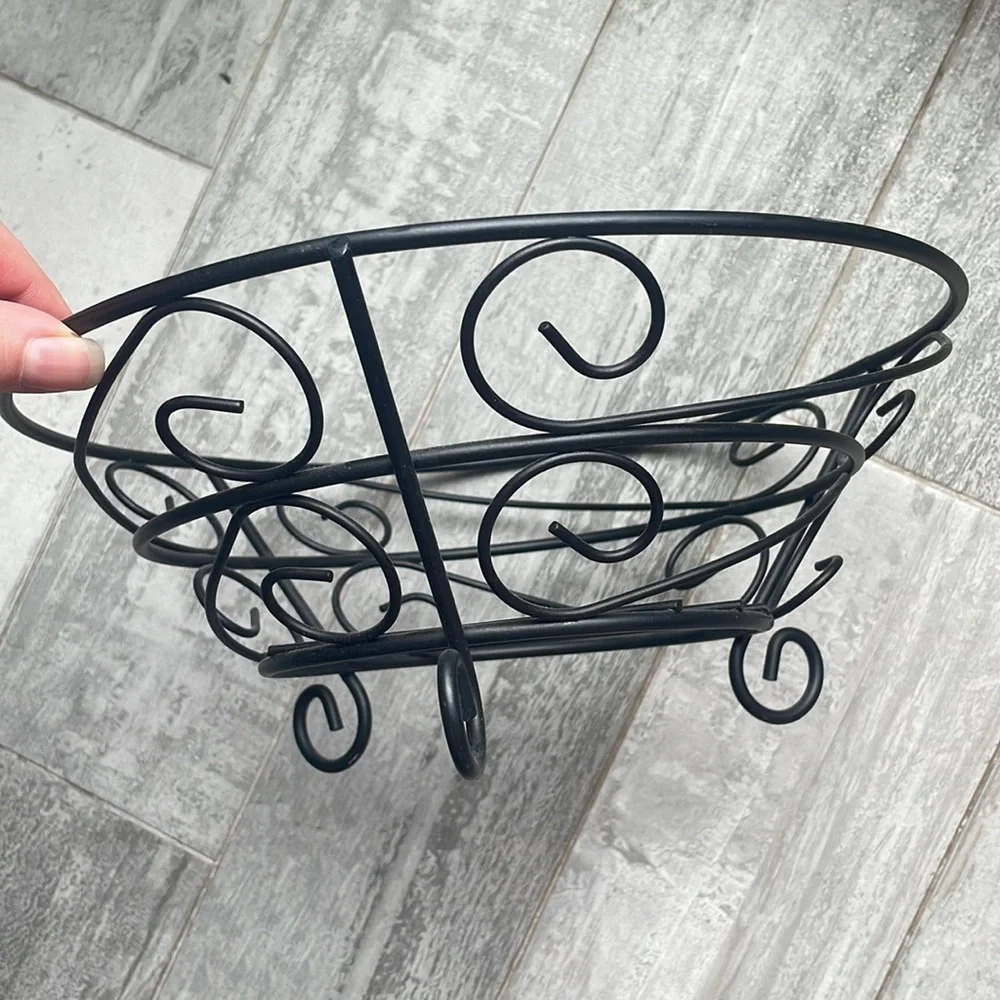 Fruit-ball Curly Metallic Work Holder Wire Base Ball Dish Art Wide Plate Bowl